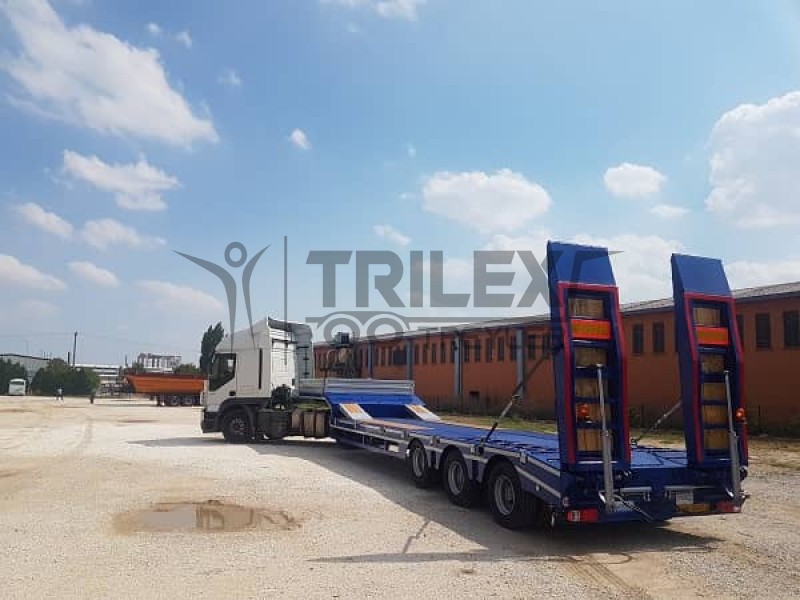 3 Axles Low-Bed Semi-Trailer