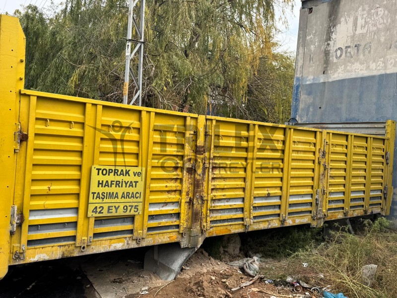 İkinci El Satılık Kapaklı Kırkayak Araç Üstü Damper Kasa