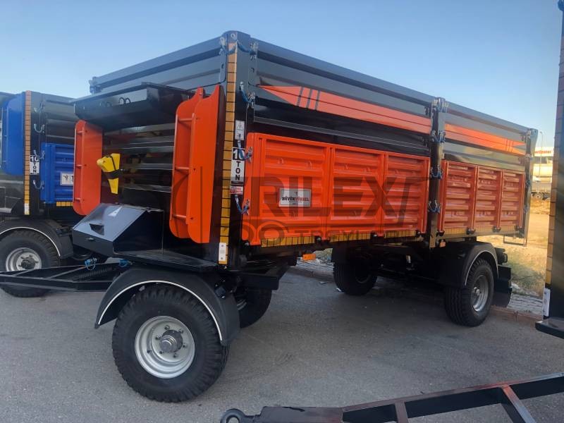 agricultural turn-table trailer