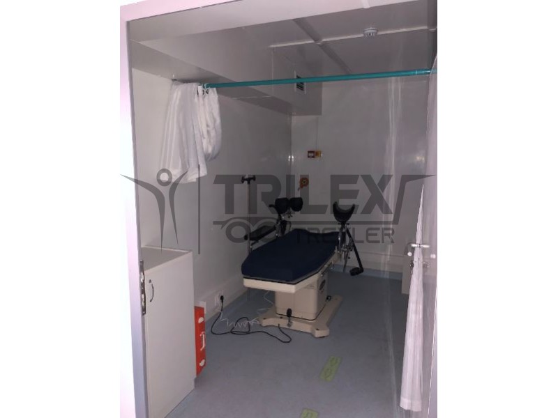 Mammography cancer screening truck