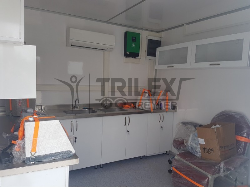 gezici sağlık tırı