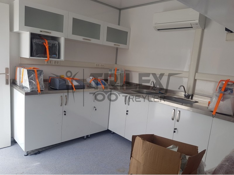 mobile clinic vehicle